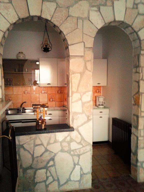 Apartment Trsina Rakalj ภายนอก รูปภาพ